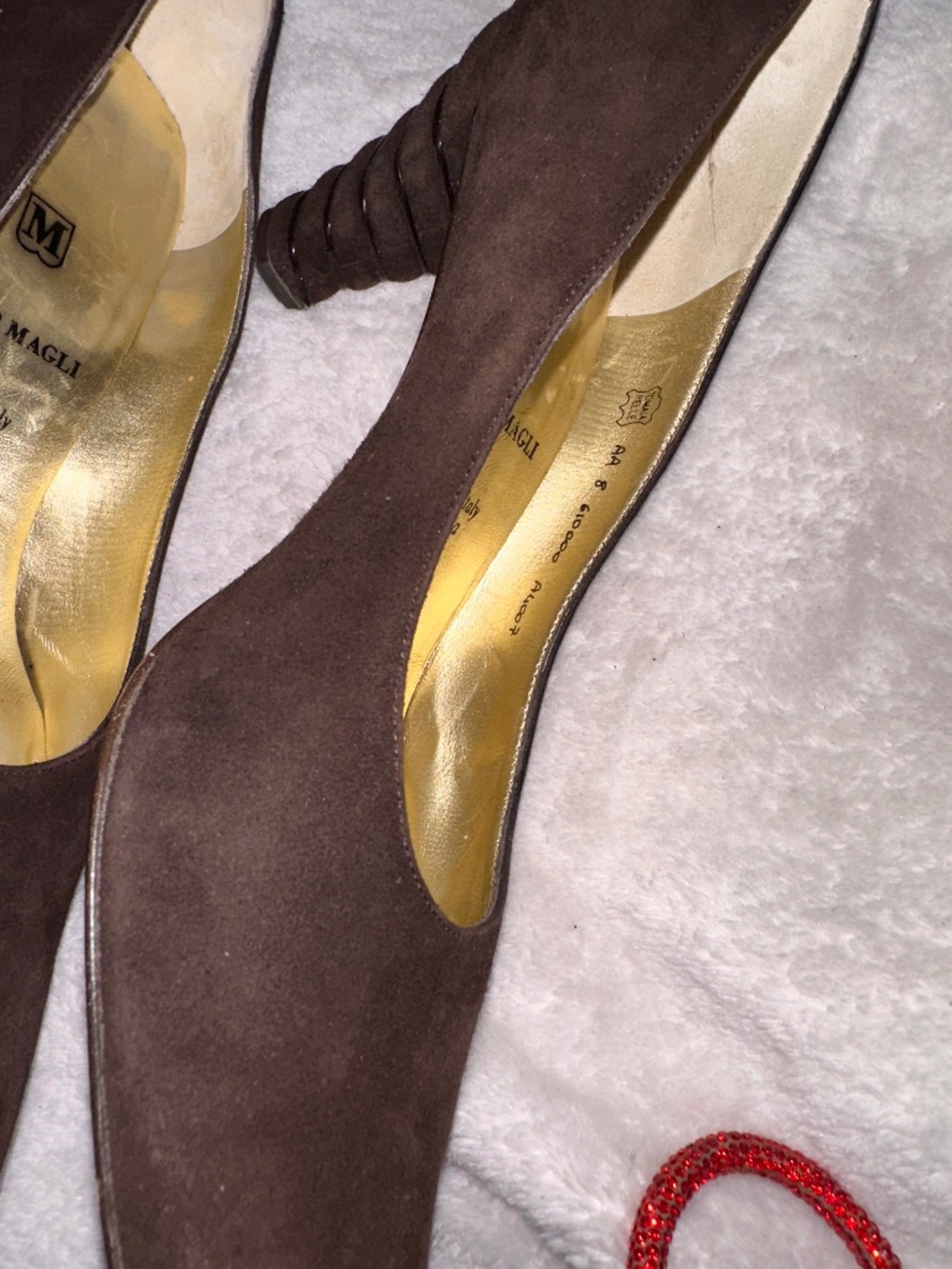 Vintage Bruno Magli Brown Suede Pumps Made in Italy Bologna Designer Heels